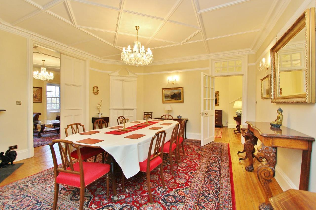 Ramsay Garden - Spacious 3-Bedroom Apartment Next To Edinburgh Castle Exterior foto